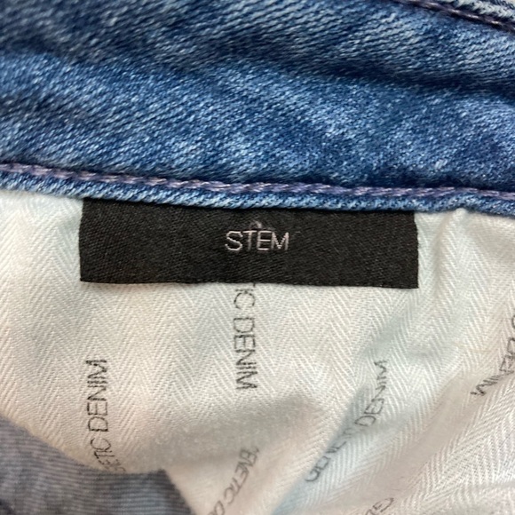 Genetic Denim Cut-Off Jean Shorts - Picture 8 of 9